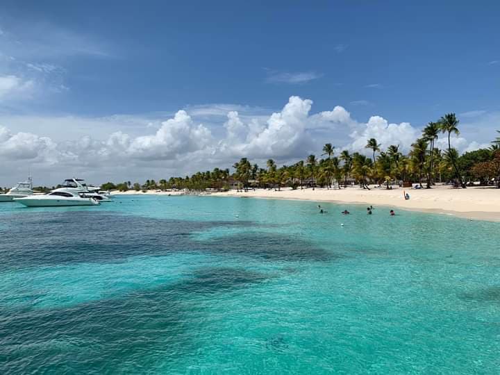 Clear tropical water during a Dominican Republic excursion